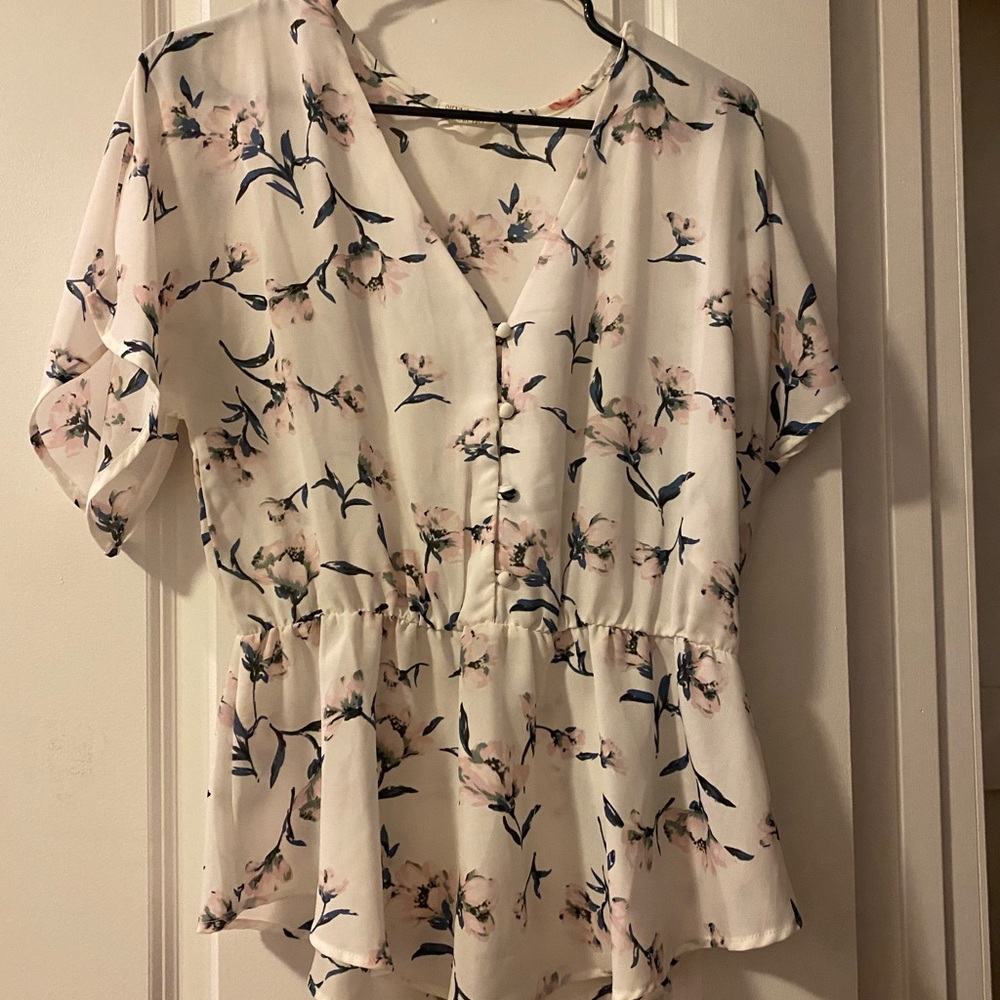 Floral blouse - button front, fitted.